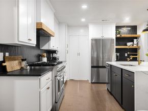 10544  Cox Lane , Dallas Texas 75229