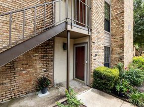 15221  Berry Trail  807, Dallas Texas 75248