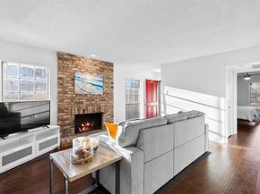 15221  Berry Trail  807, Dallas Texas 75248