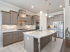 1015  Mountain Laurel Drive , Euless Texas 76039