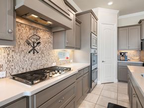 1015  Mountain Laurel Drive , Euless Texas 76039