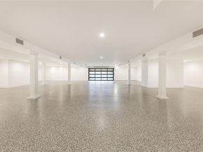 10010  Strait Lane , Dallas Texas 75229