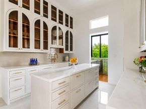 10010  Strait Lane , Dallas Texas 75229