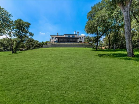 10010  Strait Lane , Dallas Texas 75229