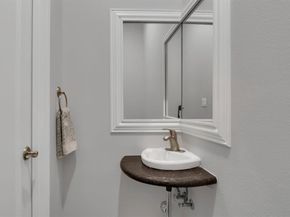 4330  Gilbert Avenue  C, Dallas Texas 75219
