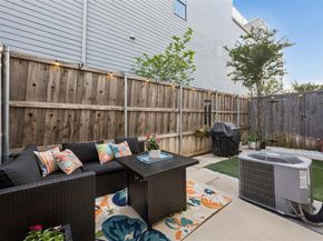2715  Kimsey Drive  102, Dallas Texas 75235
