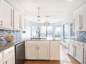 1102  St Croix Court , Arlington Texas 76012