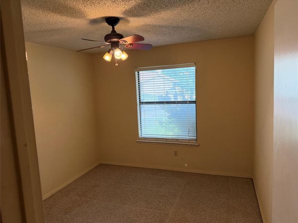 6508  Oak Forest Court , Fort Worth Texas 76112