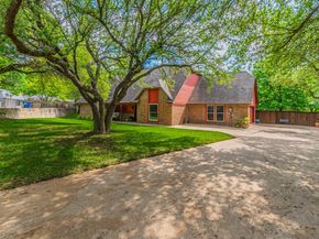 127  Nicklaus Nook  , Lancaster Texas 75146