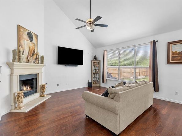 5621  Paloma Blanca Drive , Fort Worth Texas 76179