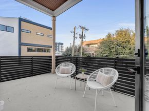 1512  Villars Street , Dallas Texas 75204