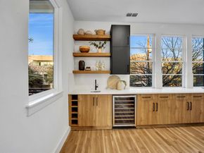 1512  Villars Street , Dallas Texas 75204