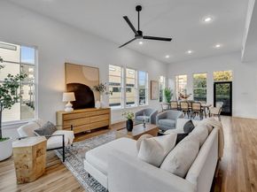 1512  Villars Street , Dallas Texas 75204