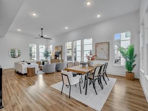 1512  Villars Street , Dallas Texas 75204