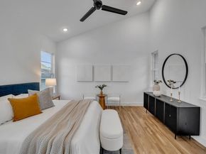 1512  Villars Street , Dallas Texas 75204