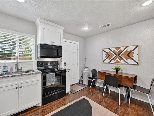 4221  Lisbon Street , Fort Worth Texas 76107