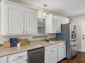 9734  Queenswood Lane , Dallas Texas 75238