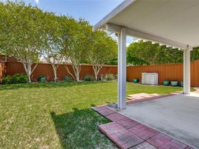 913  Aylesbury Drive , Allen Texas 75002