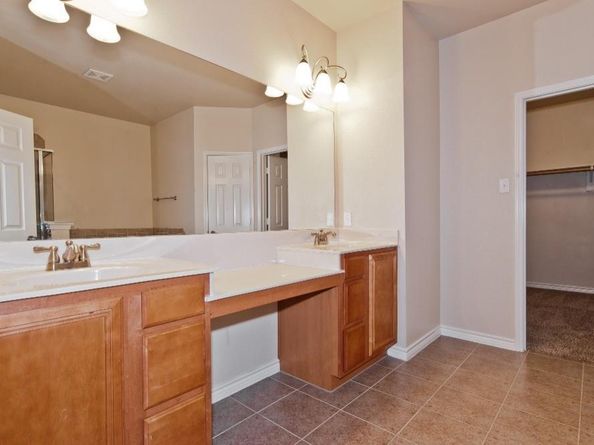 506  Port Royale Way , Euless Texas 76039