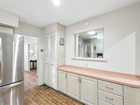 4165  Shady Valley Drive , Arlington Texas 76013