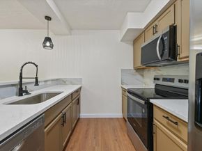 7510  Holly Hill Drive  152, Dallas Texas 75231