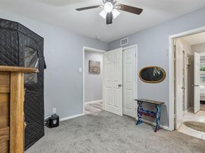 2306 W Five Mile Parkway , Dallas Texas 75224
