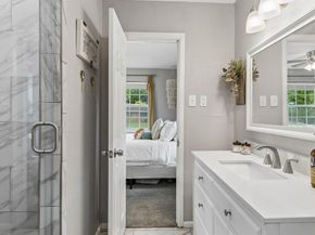 2306 W Five Mile Parkway , Dallas Texas 75224