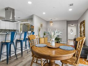 2306 W Five Mile Parkway , Dallas Texas 75224