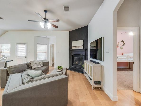 928  Mcgehee Court , Fate Texas 75087