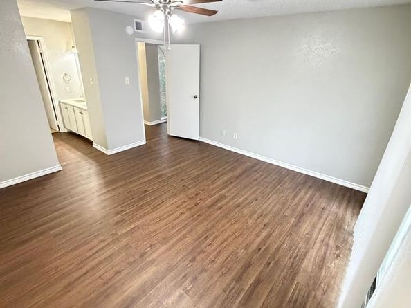 818  Saint Andrews Court , Garland Texas 75043