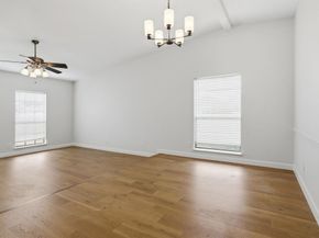 1709  Country Manor Road , Fort Worth Texas 76134