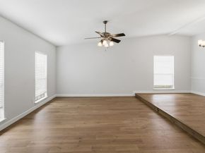 1709  Country Manor Road , Fort Worth Texas 76134