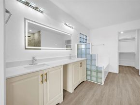 5310  Vista Verde Drive , Arlington Texas 76017