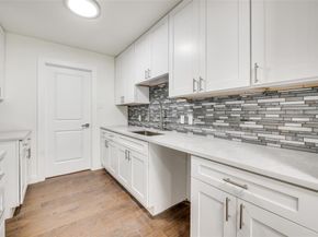 2501 S Fielder Road , Arlington Texas 76015