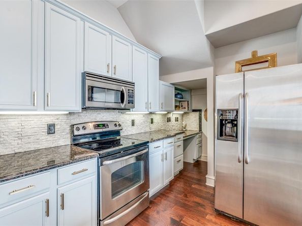 2100 N Fitzhugh Avenue  O, Dallas Texas 75204