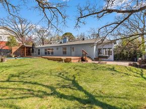 1313 W Sanford Street , Arlington Texas 76012