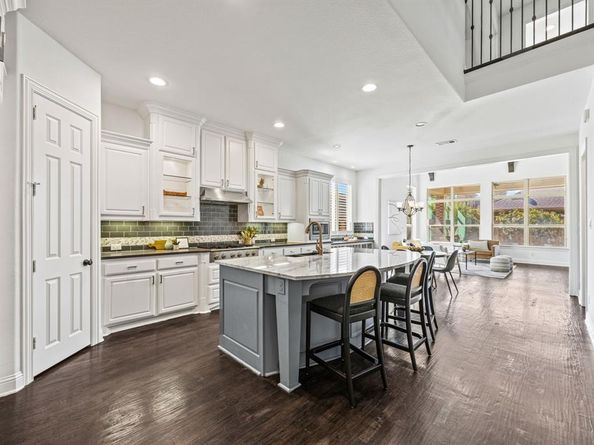 3040  Dunverny  , The Colony Texas 75056