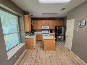 610  Juniper Drive , Arlington Texas 76018