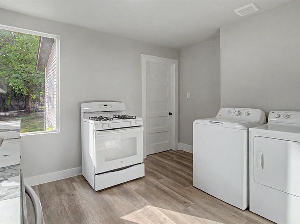 2643  Marburg Street , Dallas Texas 75215
