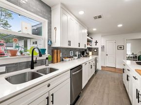 8852  Larchwood Drive , Dallas Texas 75238