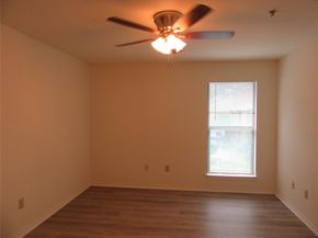 7522  Holly Hill Drive  18, Dallas Texas 75231