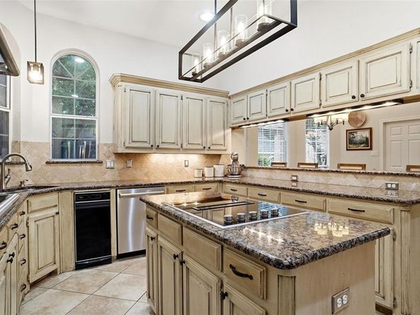 6106  Sunderland Drive , Colleyville Texas 76034