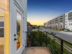 1507 N Garrett Avenue  201, Dallas Texas 75206