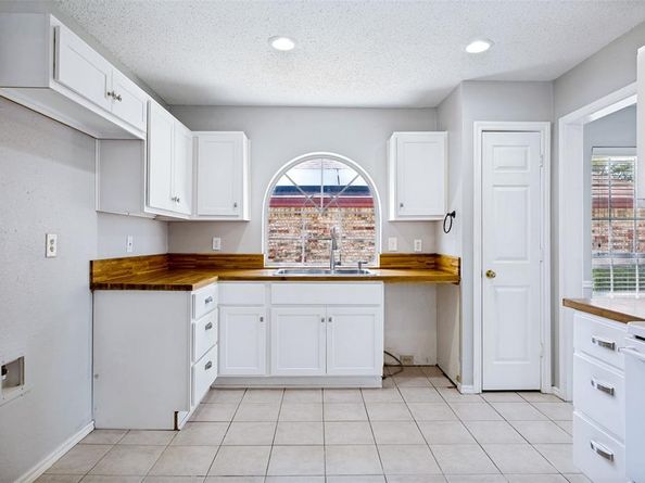 1413  Wesley Drive , Mesquite Texas 75149