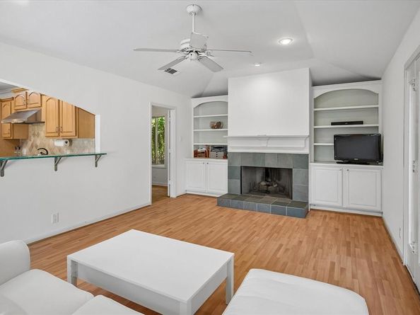 7233  Meadow Lake Avenue , Dallas Texas 75214