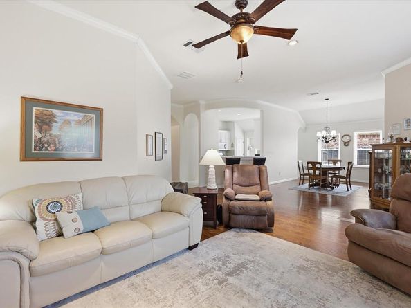 8720  Lariat Circle , Fort Worth Texas 76244