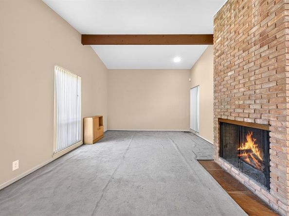 8923  Rolling Rock Lane , Dallas Texas 75238