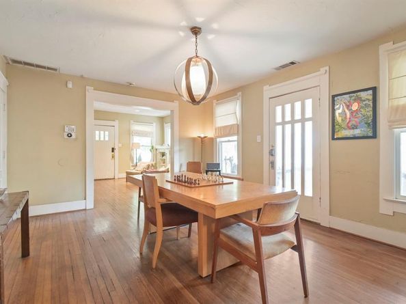 218 N Rosemont Avenue , Dallas Texas 75208