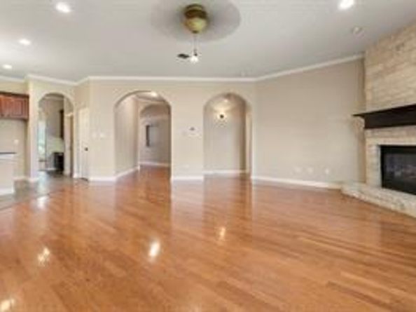 5624  English Oak Drive , Fort Worth Texas 76244