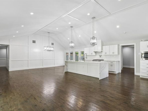 13726  Peyton Drive , Dallas Texas 75240